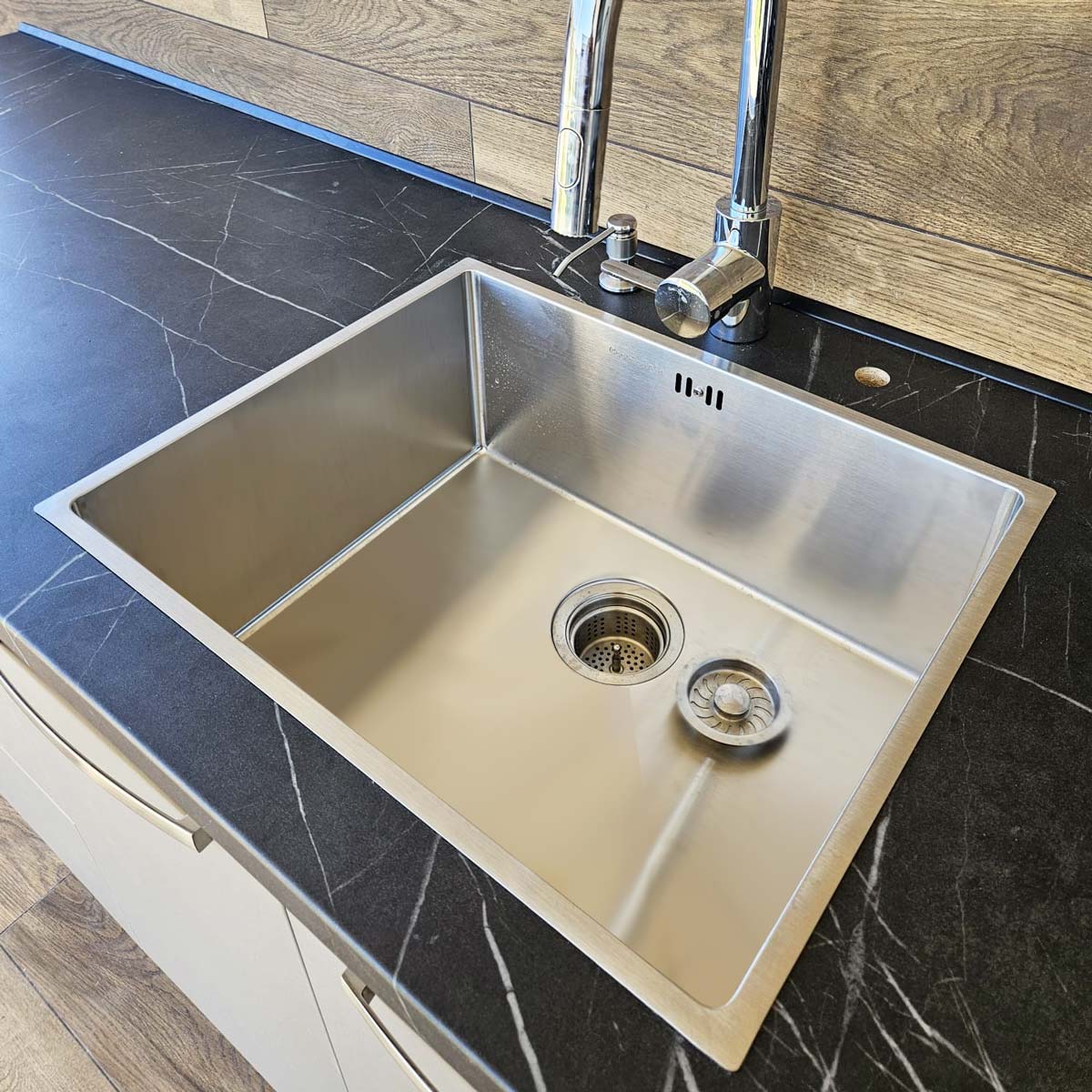 Chiuveta-bucatarie-inox-CookingAid-Hera-Medium-cu-3-accesorii-15
