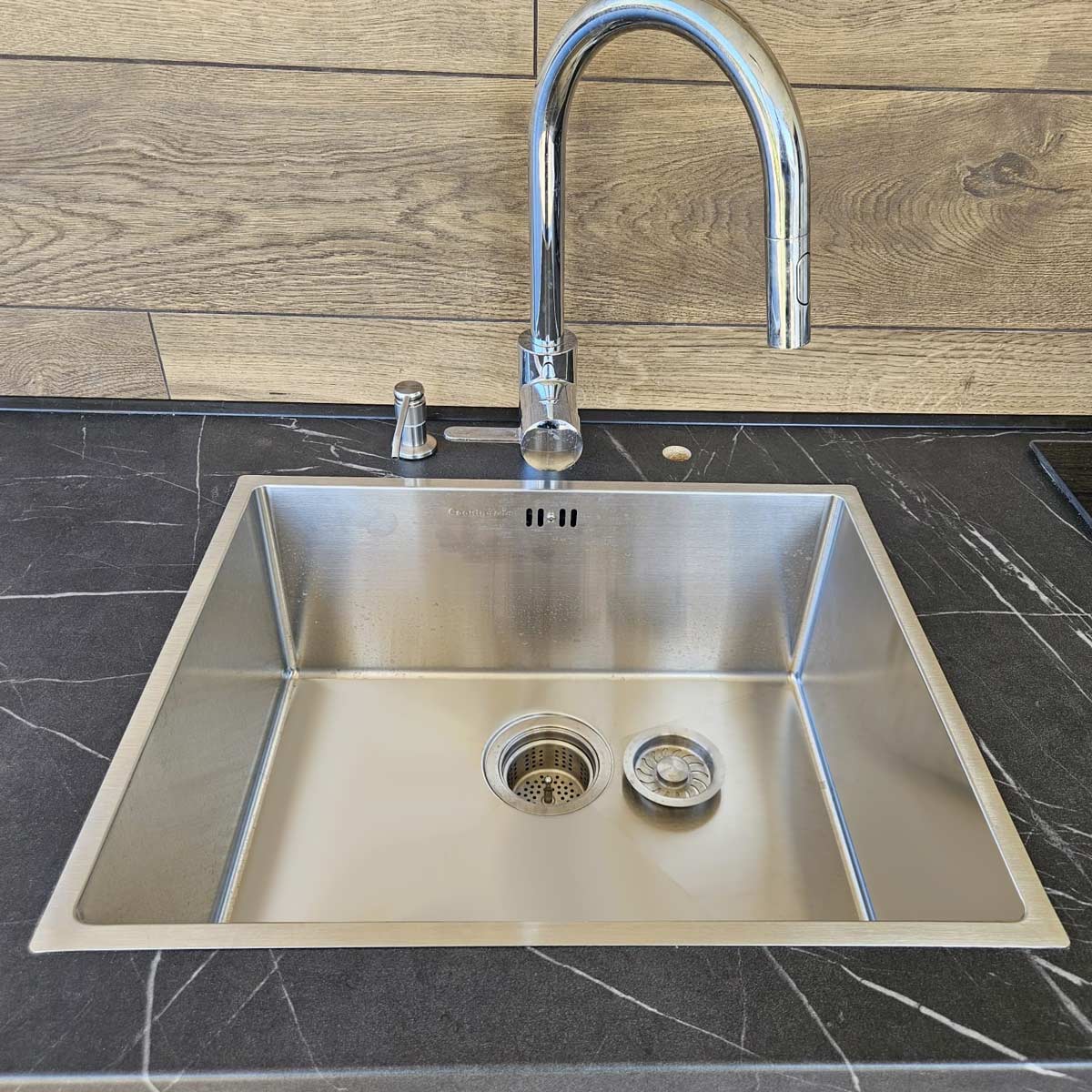 Chiuveta-bucatarie-inox-CookingAid-Hera-Medium-cu-3-accesorii-16
