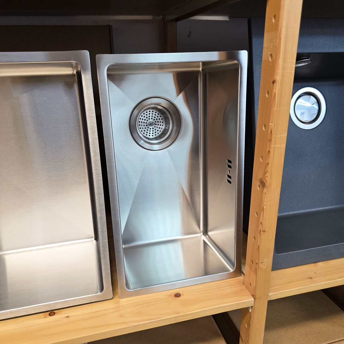 Chiuveta-bucatarie-inox-mica-cabinet-dentar-CookingAid-Hera-Mini-1