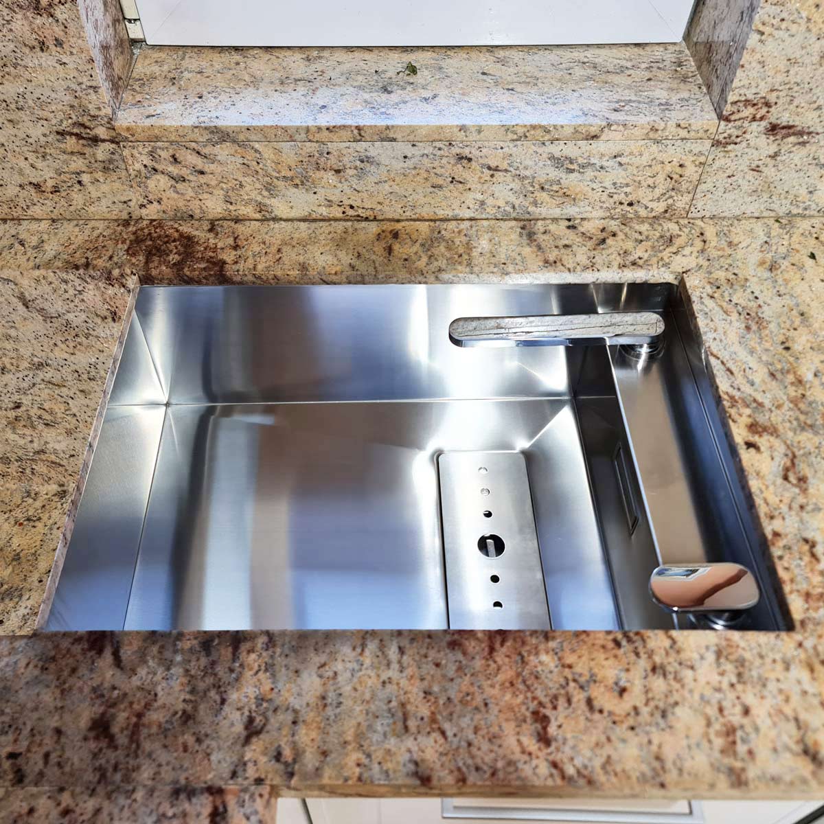 Chiuveta-Bucatarie-inox-montaj-sub-blat-CookingAid-Invisible-50R-19