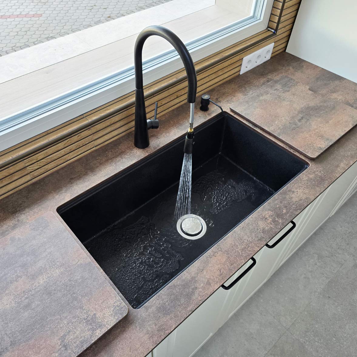 CookingAid-Workstation-Lux-LX8610-Black-Metal-Quartz-29