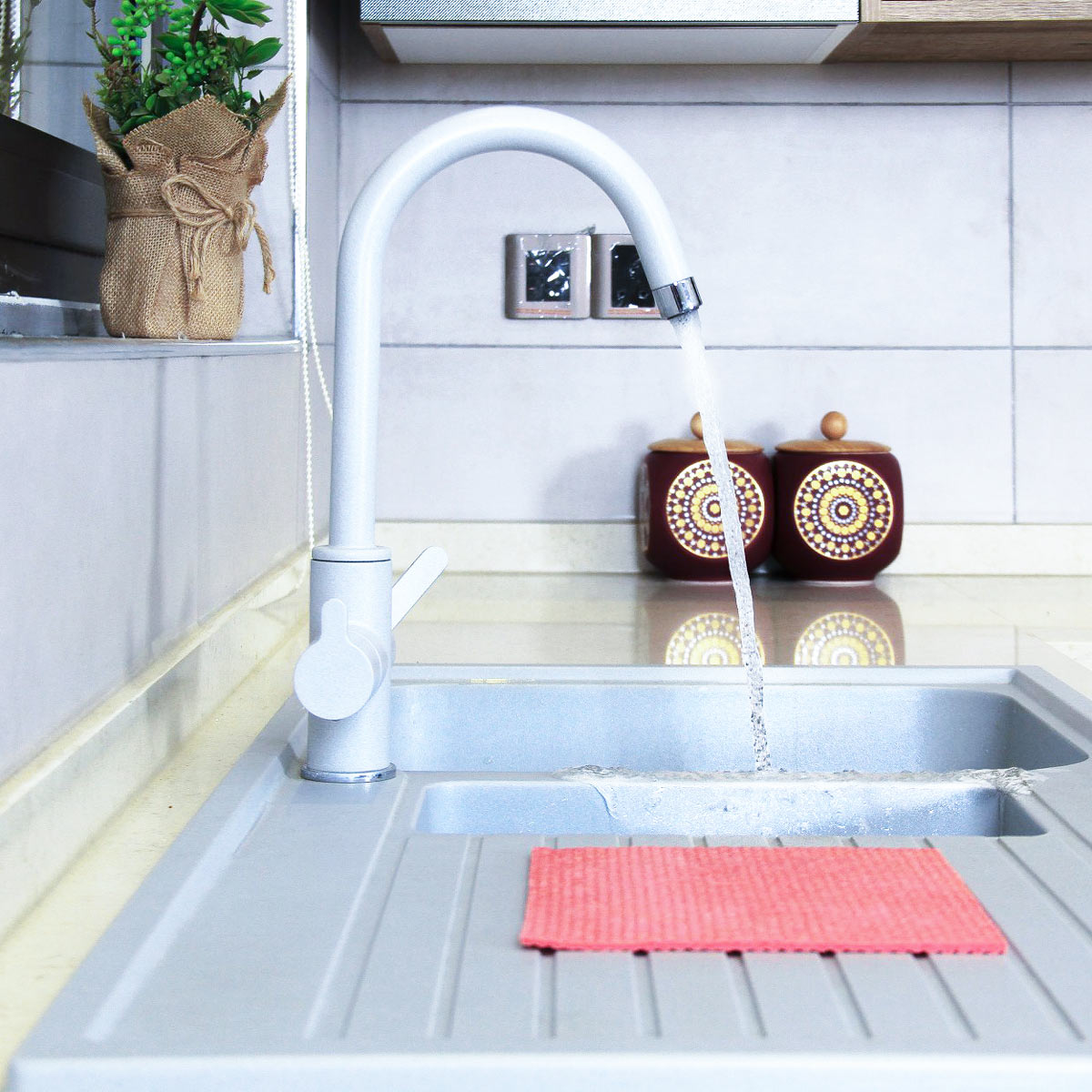 Baterie-bucatarie-cu-3-cai-pentru-filtru-apa-Cooking-Flo60-White