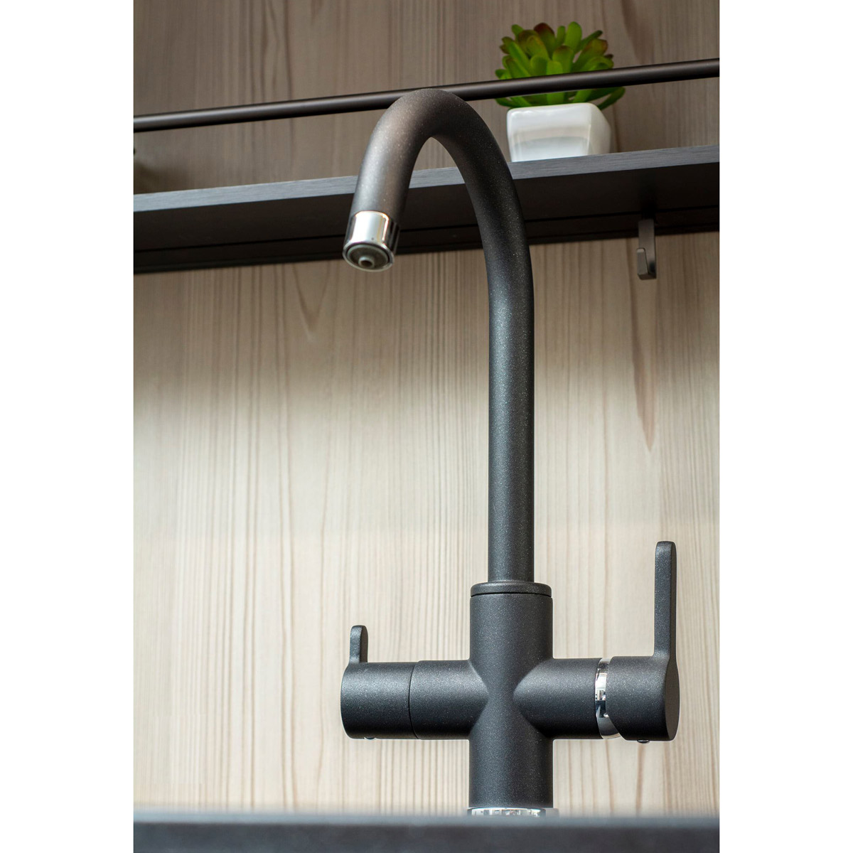 Baterie-bucatarie-cu-3-cai-pentru-filtru-apa-CookingAid-Tri-Flow-FLO60-Black-2