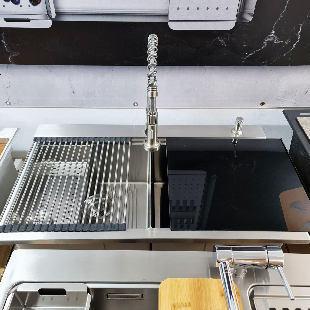 Baterie-Bucatarie-Inox-CookingAid-Touch-On-Spring-Round-cu-senzor-atingere-10