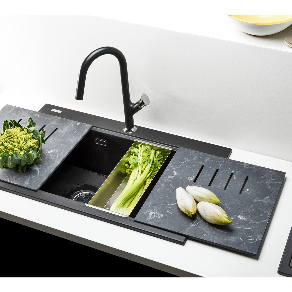 Chiuveta-Bucatarie-CookingAid-Kinga-LX8620-negru-metalic-tocatoare-ABS-Ardesia-3