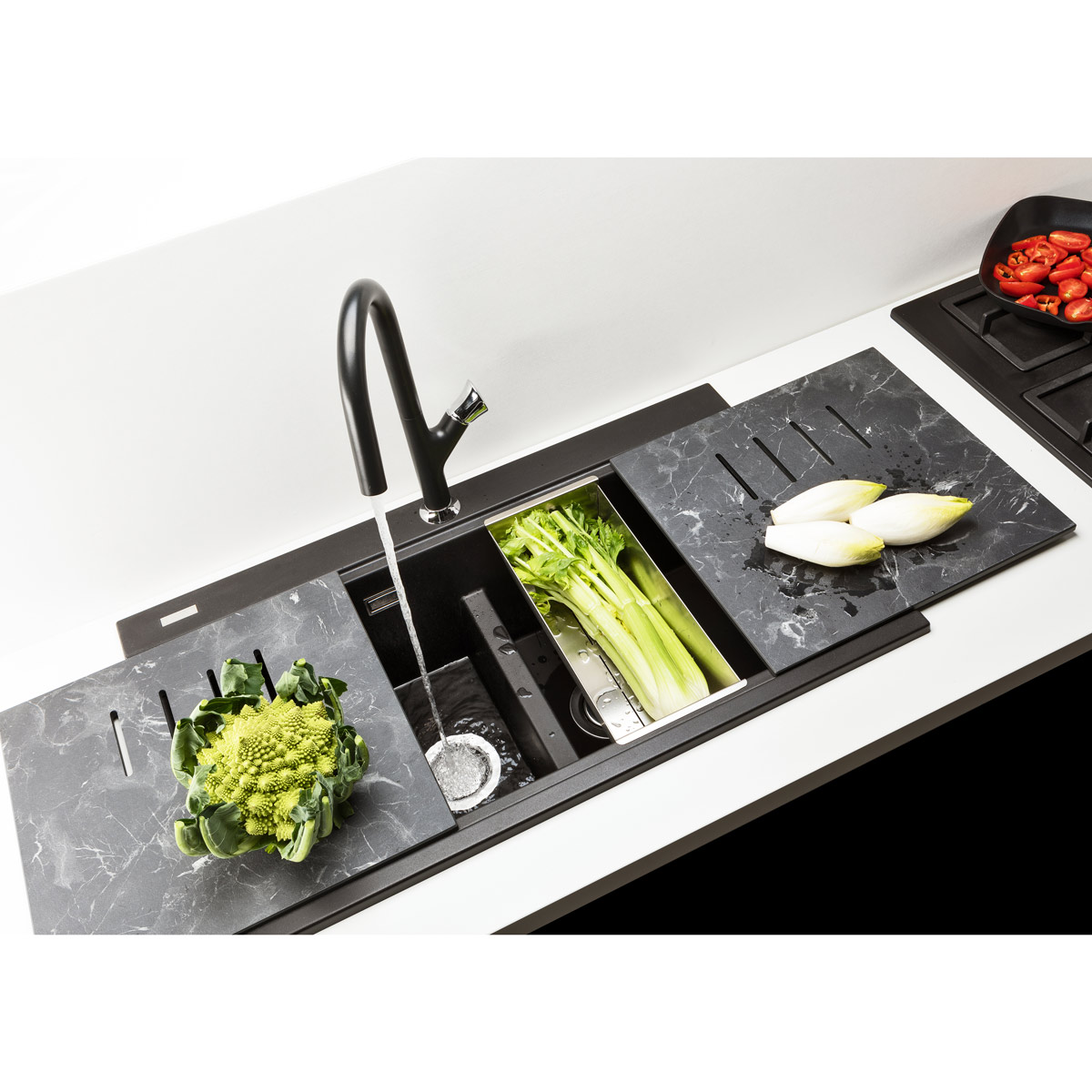 Chiuveta-Bucatarie-CookingAid-Kinga-LX8620-negru-metalic-tocatoare-ABS-Ardesia-4