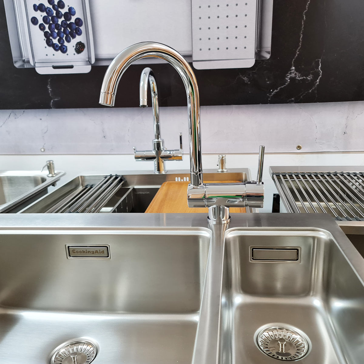 Chiuveta-Bucatarie-inox-CookingAid-Una-72-with-Line-MN-810-By-Rodi-3