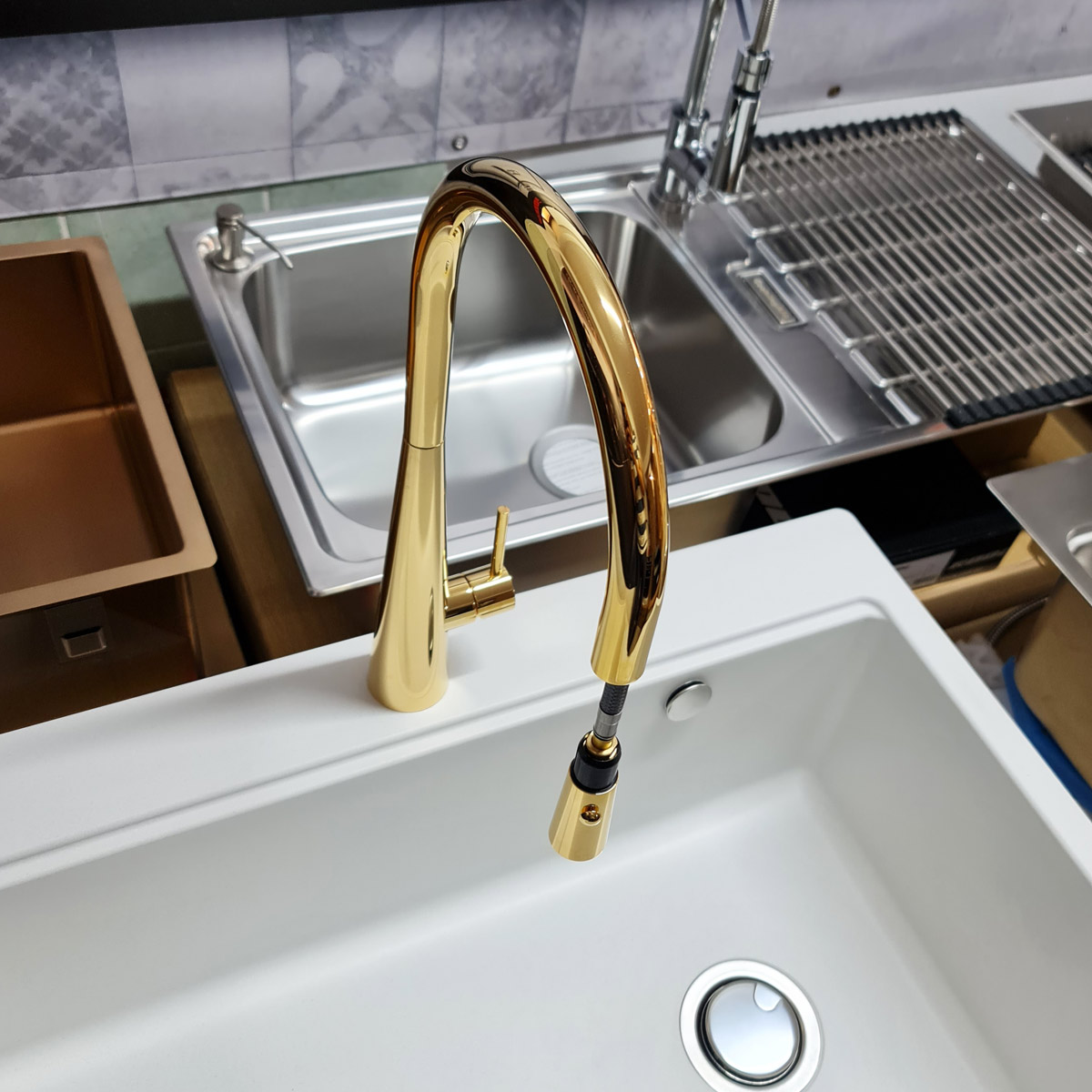 Baterie-bucatarie-Aurie-CookingAid-Newmix-90-Golden-Tap-1