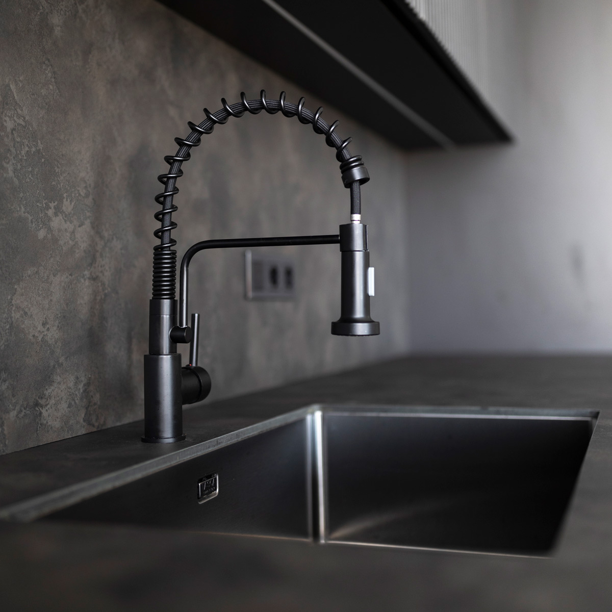 Chiuveta-bucatarie-Inox-CookingAid-Tasca-Canova-CA70-Neagra-Gun-Metal-Dark-Grey-15