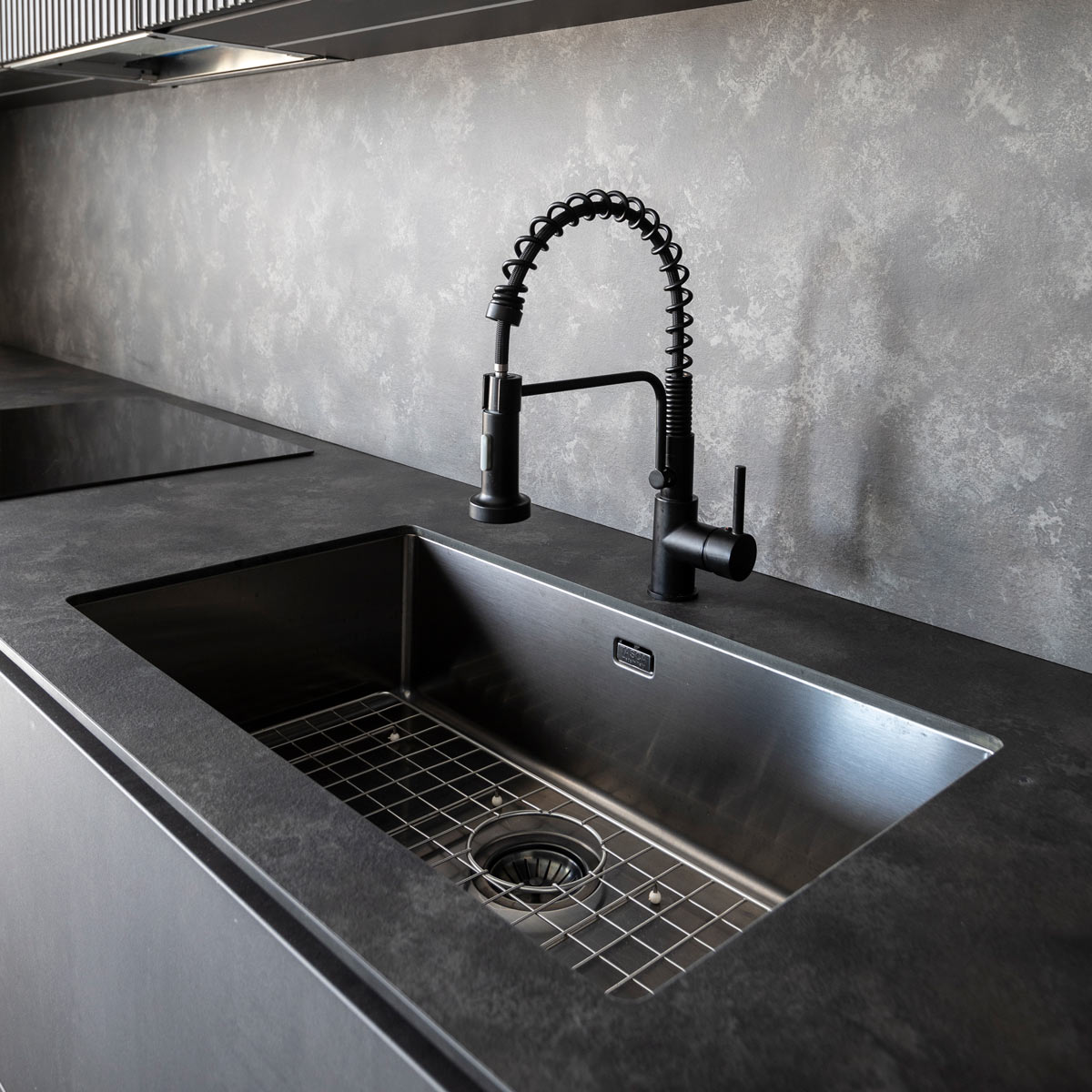 Chiuveta-bucatarie-Inox-CookingAid-Tasca-Canova-CA70-Neagra-Gun-Metal-Dark-Grey-27