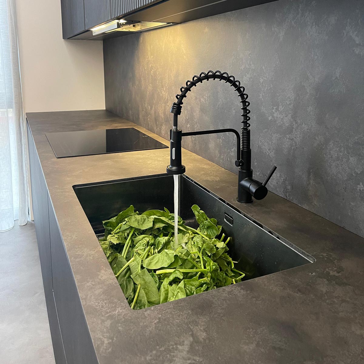 Chiuveta-bucatarie-Inox-CookingAid-Tasca-Canova-CA70-Neagra-Gun-Metal-Dark-Grey-33