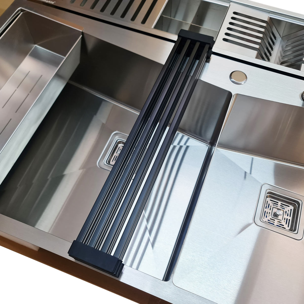 Gratar-pliabil-inox-negru-CookingAid-50cm-x-32cm-11
