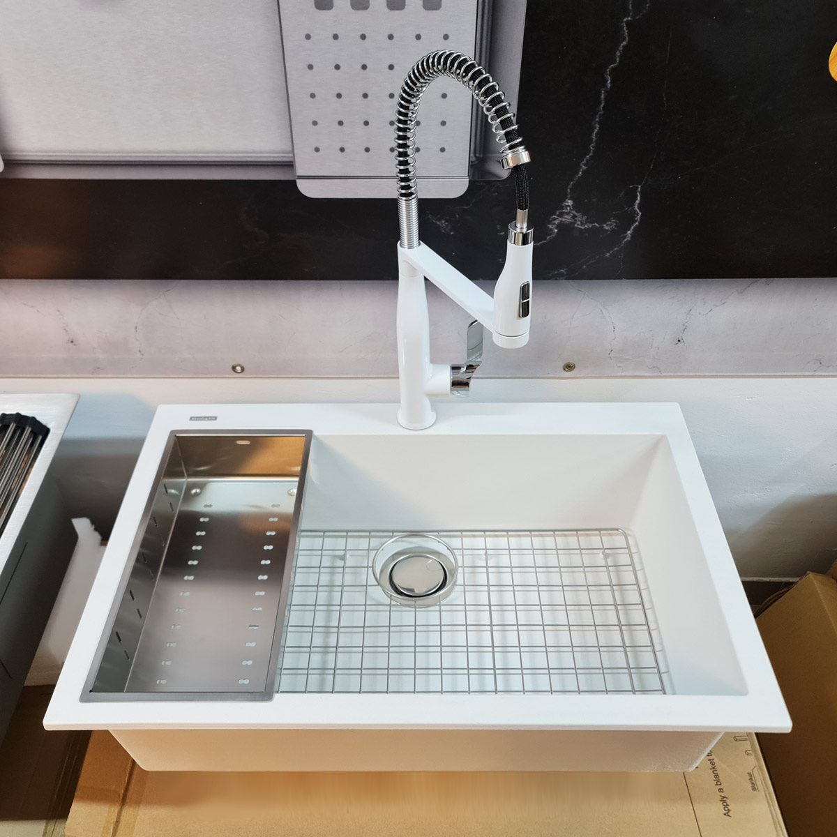 Chiuveta-Bucatarie-Granit-CookingAid-Cube-ON7610-Alba-Polar-White-baterie-Neo-white-2