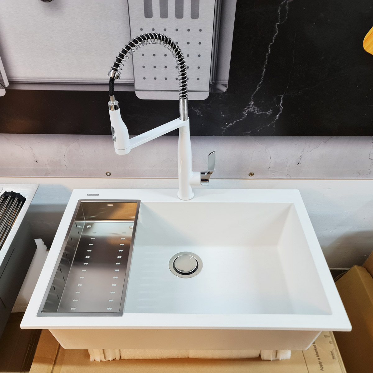 Chiuveta-Bucatarie-Granit-CookingAid-Cube-ON7610-Alba-Polar-White-baterie-Neo-white-7