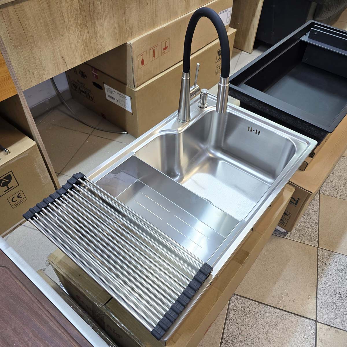 Baterie-bucatarie-CookingAid-Gina-cu-corp-flexibil-si-buton-schimbare-dus-jet-12