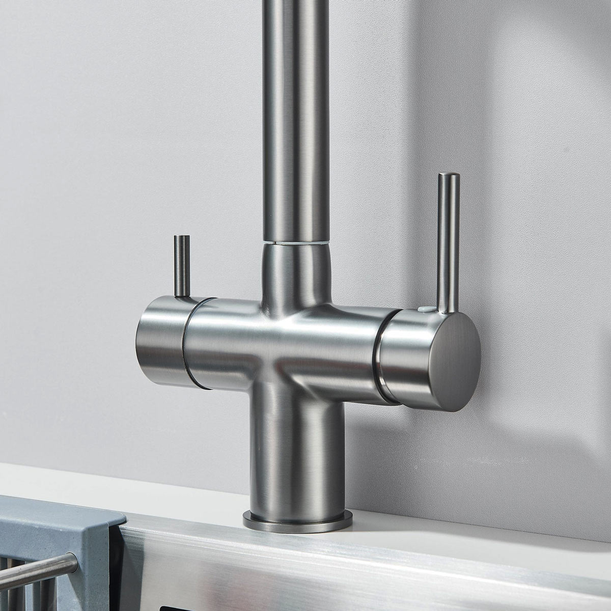 Set-Baterie-inox-cu-3-cai-extractibila-Detasabila-CookingAid-Triflow-Gun-Metal-2