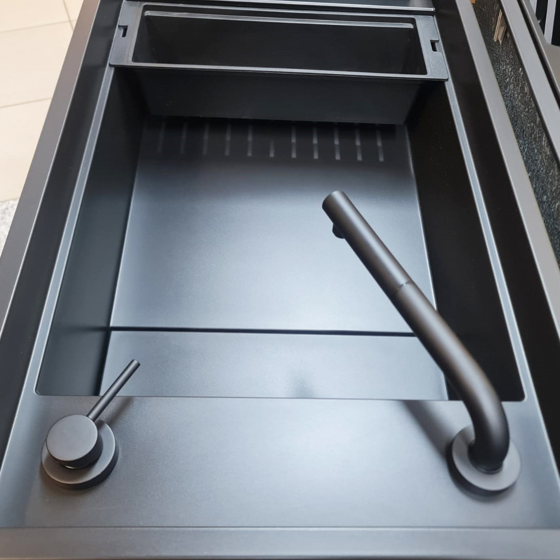 Baterie-bucatarie-telescopica-neagra-extractibila-retractabila-CookingAid-Guglielmi-SP87040-matt-black-Italy-20