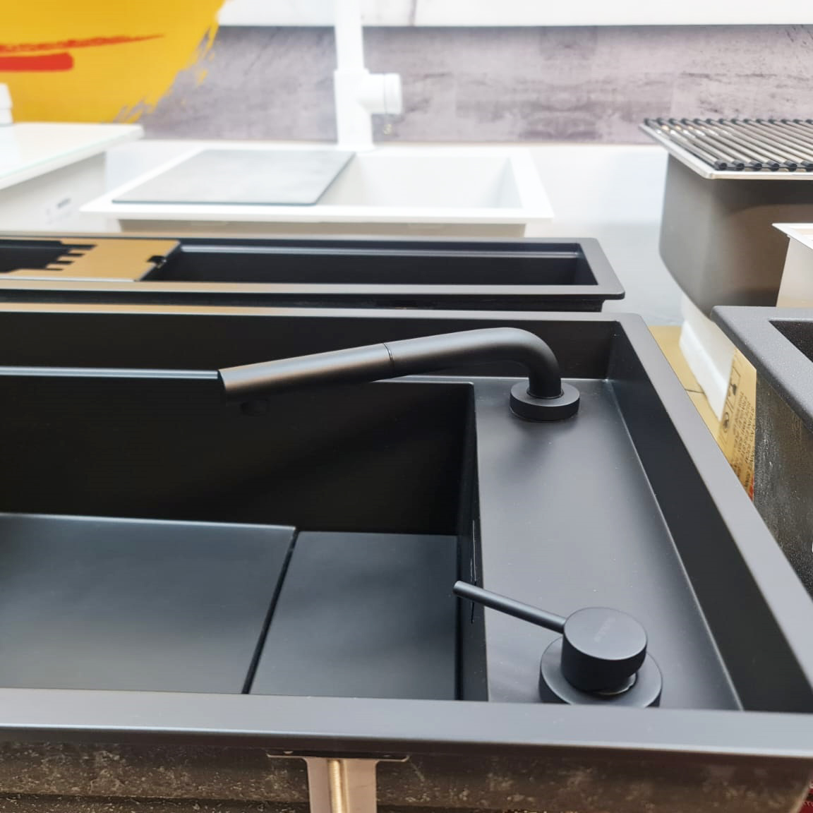 Baterie-bucatarie-telescopica-neagra-extractibila-retractabila-CookingAid-Guglielmi-SP87040-matt-black-Italy-9