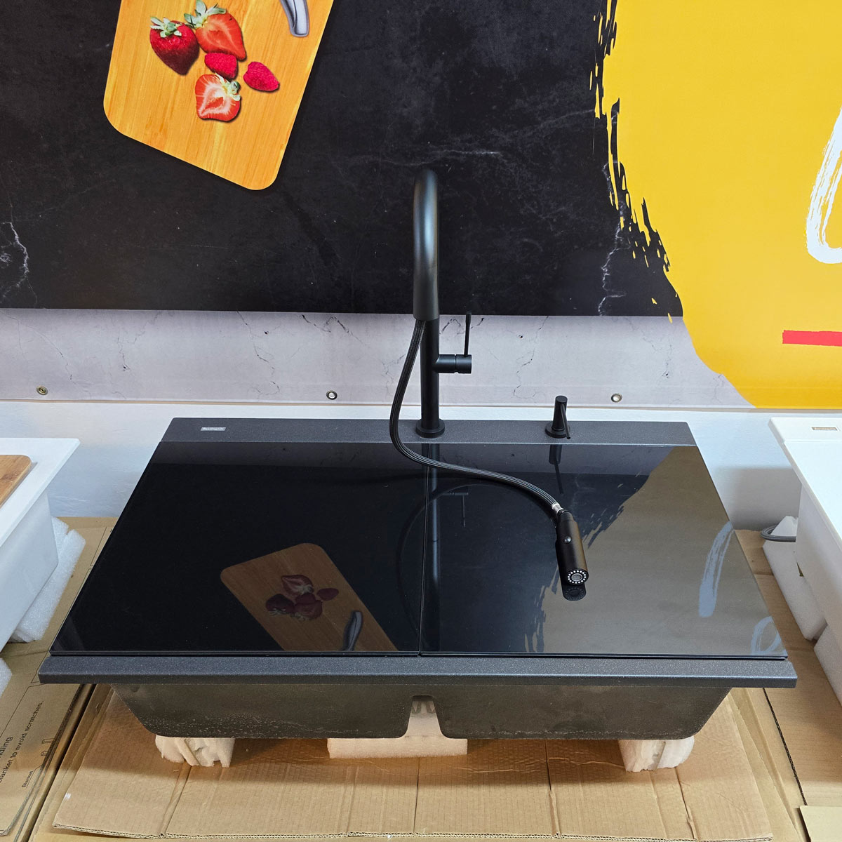 Baterie-bucatarie-neagra-extractibila-CookingAid-Quadron-Felicity-Black-carbon-5